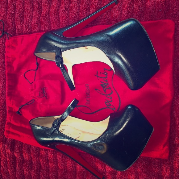 Christian Louboutin Daffs - Picture 1 of 6